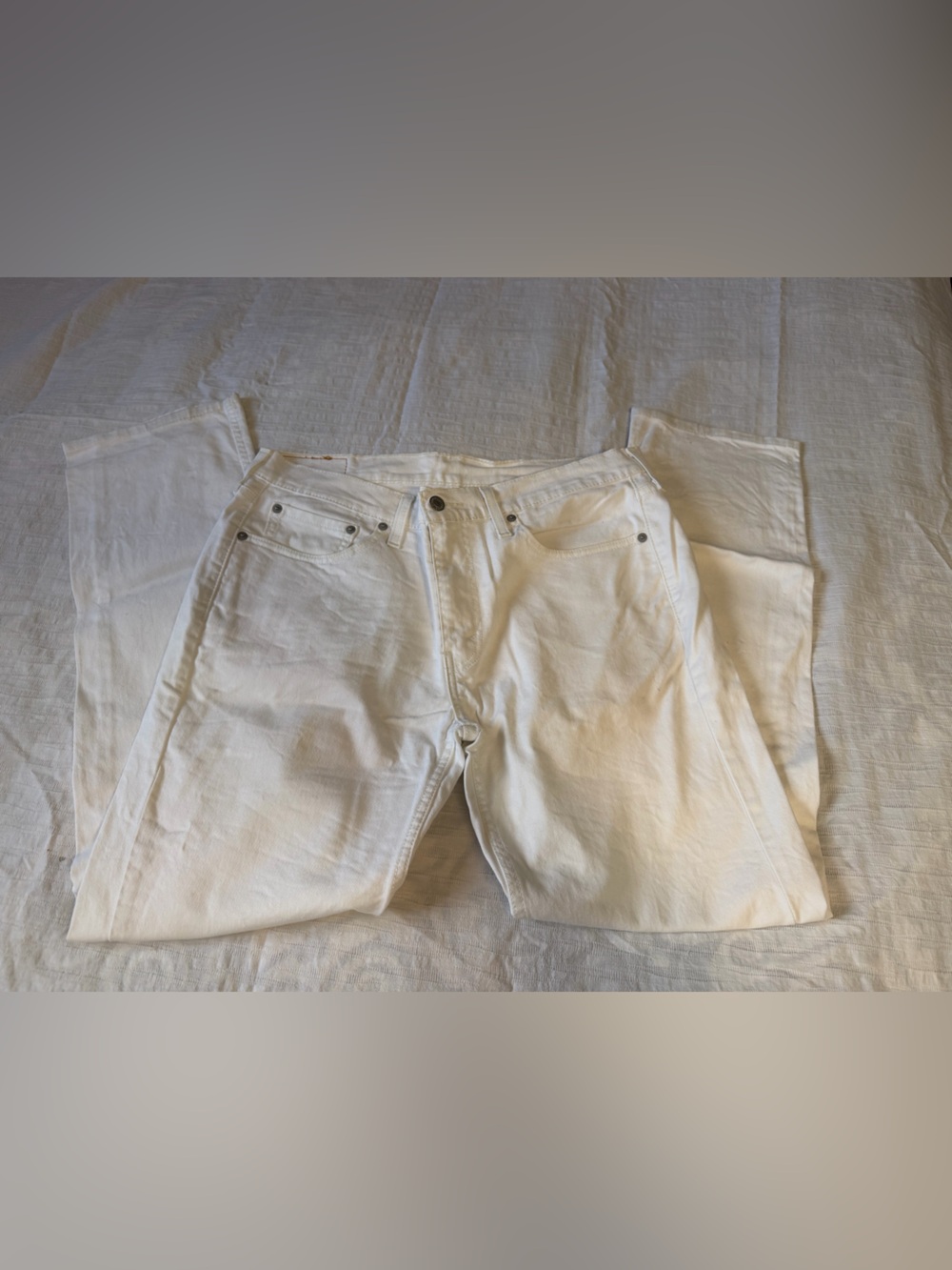 Levi's 514 Straight  fit white Jeans men’s  W33 L32 classic denim